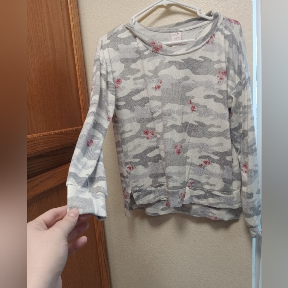 Secret Treasures long sleeve camo 4-6